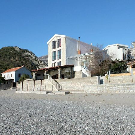 Apartments Galija Petrovac Exterior foto