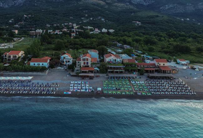 Apartments Galija Petrovac Exterior foto